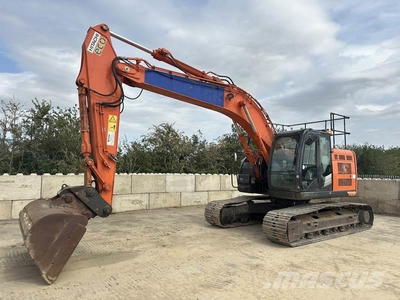 Hitachi ZX225USRLC-6 Rupsgraafmachines