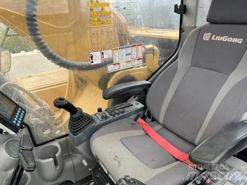 LiuGong CLG933 Rupsgraafmachines