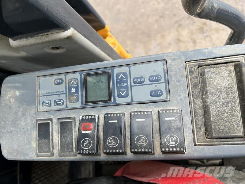 LiuGong CLG933 Rupsgraafmachines