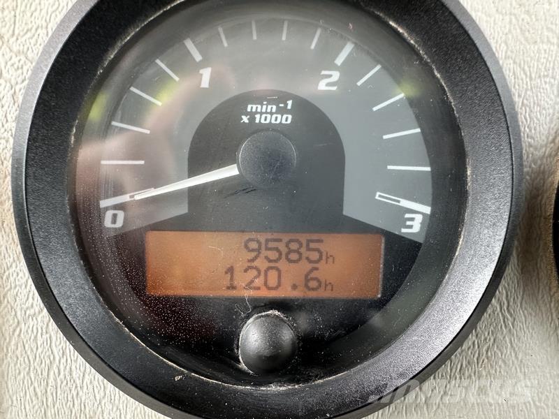 Moxy MT26 Knik dumptrucks