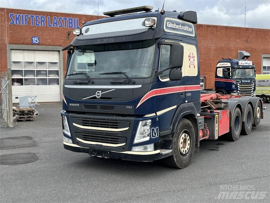Volvo FM Vrachtwagen met containersysteem