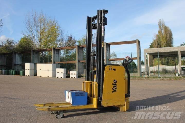 Yale MS14AC Stapelaar meeloop