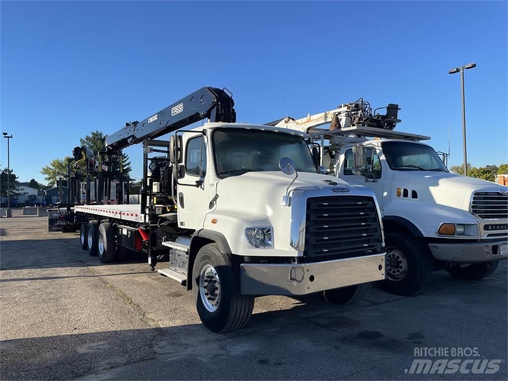 Freightliner 114SD Anders