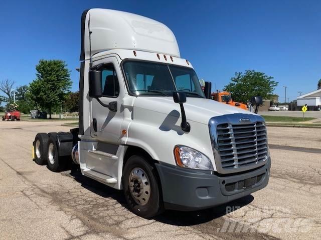 Freightliner Cascadia Trekkers