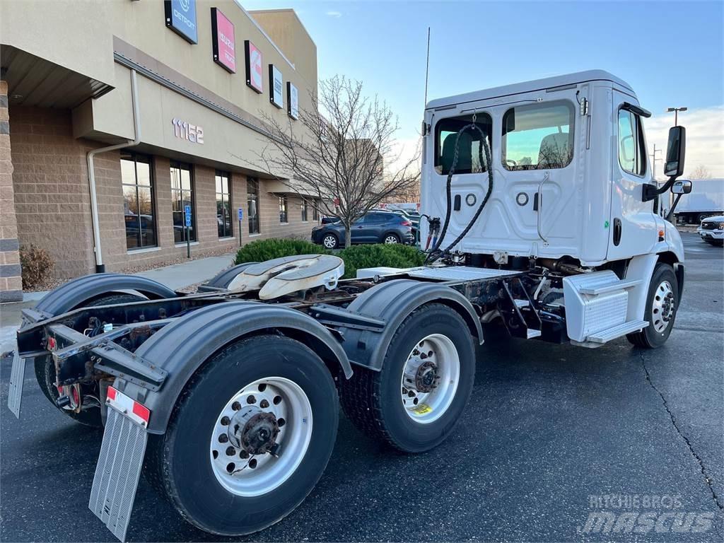Freightliner Cascadia Trekkers