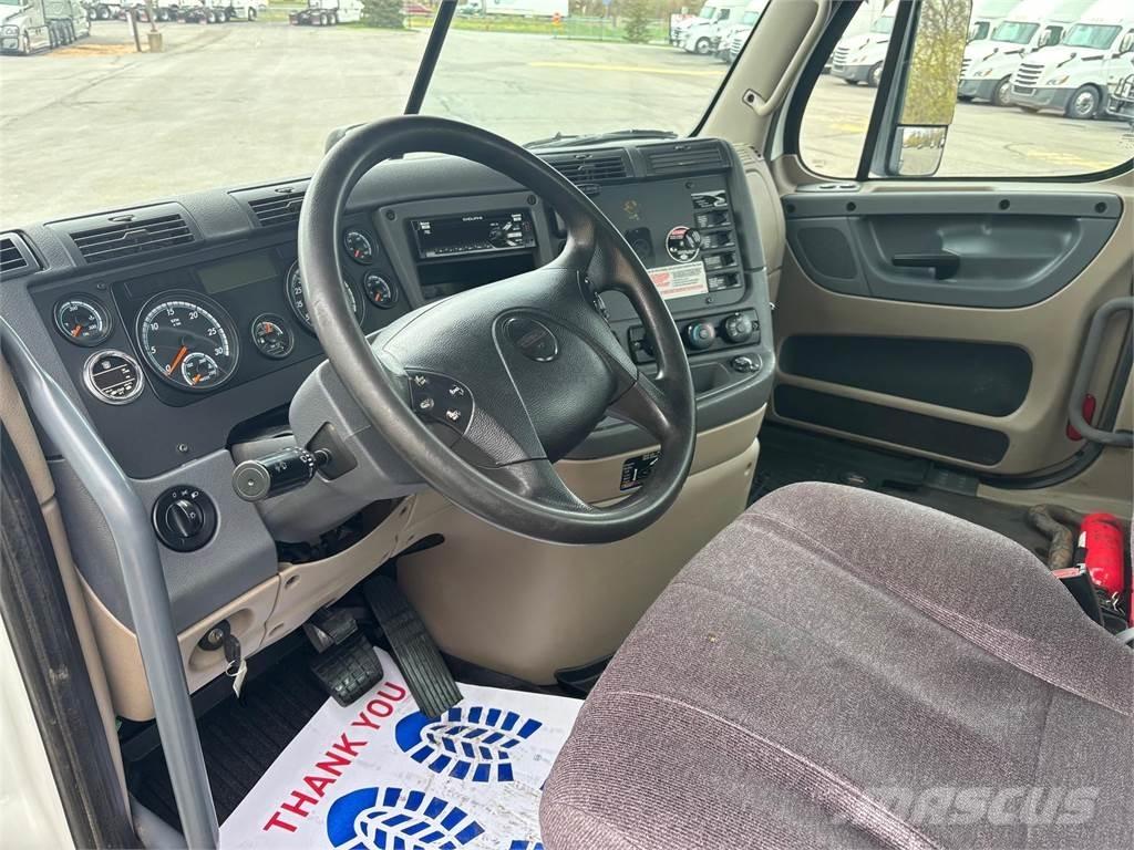 Freightliner Cascadia Trekkers