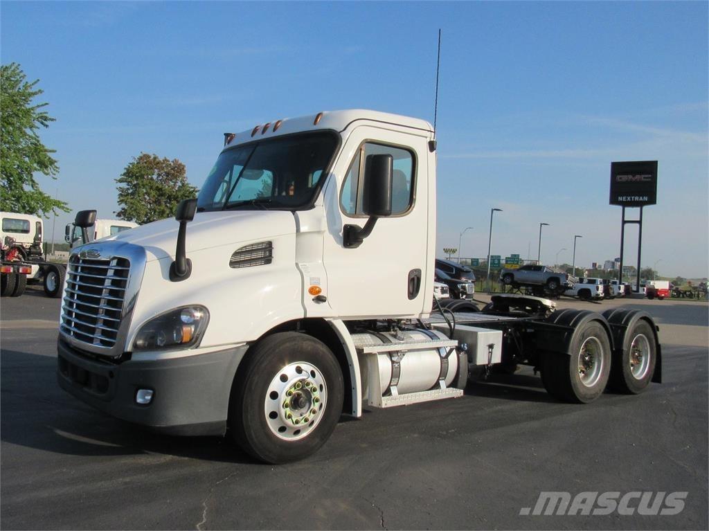 Freightliner Cascadia Trekkers