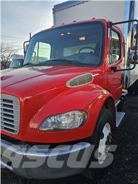 Freightliner M2 Bakwagens met gesloten opbouw