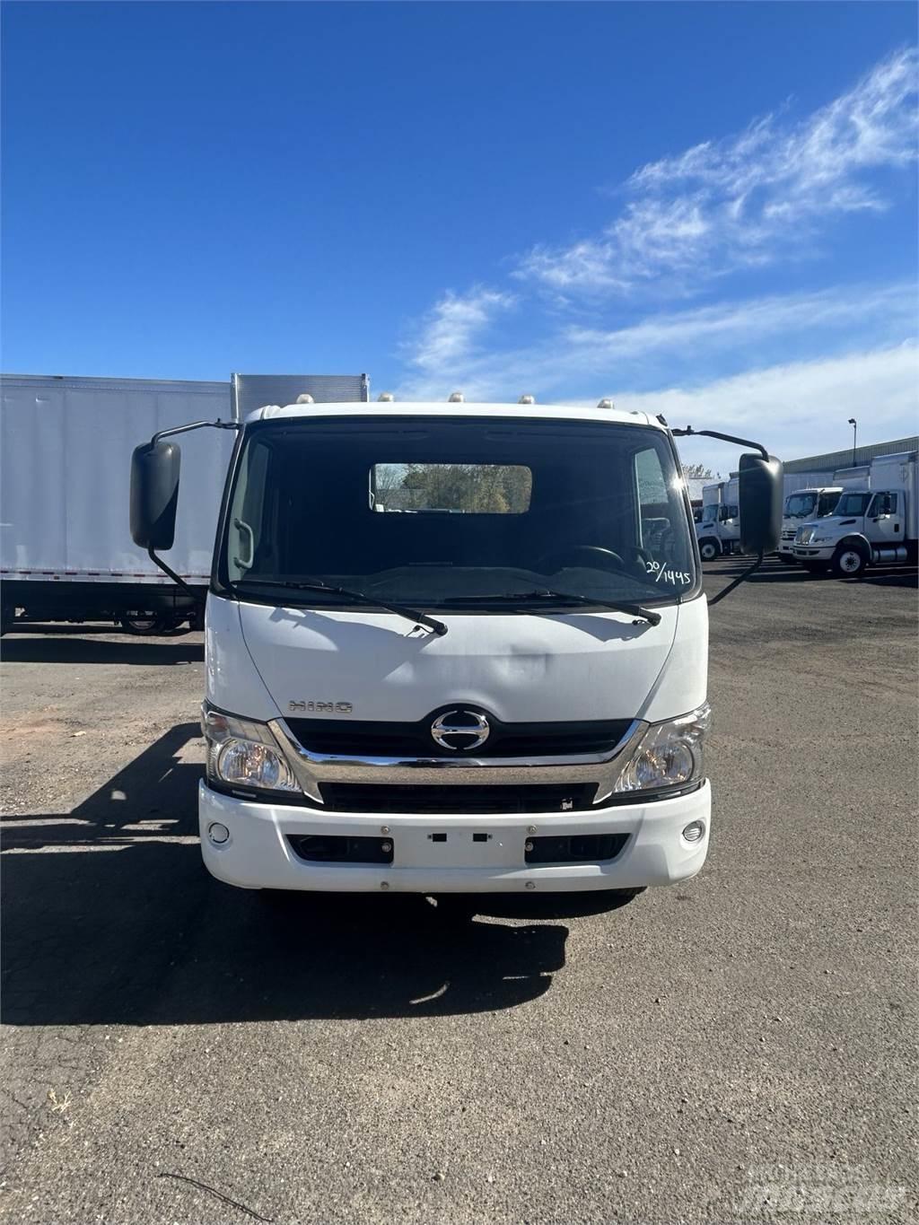 Hino 155 Anders