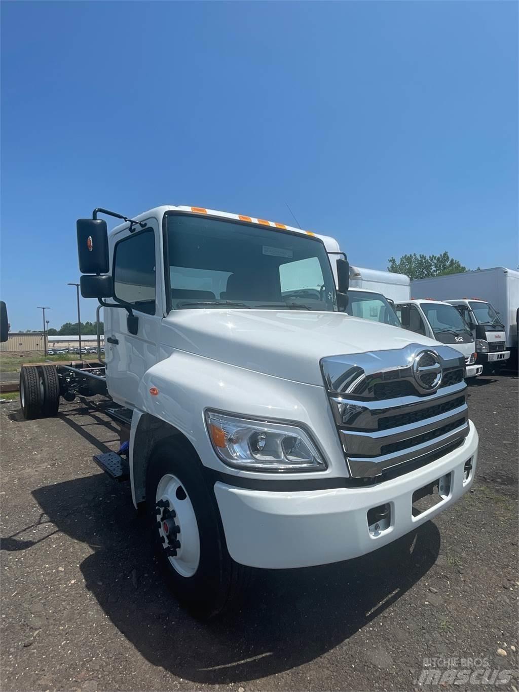 Hino L6 Chassis met cabine