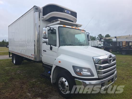 Hino L6 Bakwagens met gesloten opbouw
