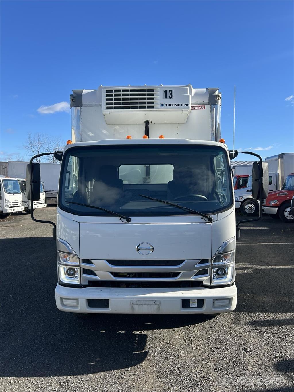 Hino S5 Bakwagens met gesloten opbouw