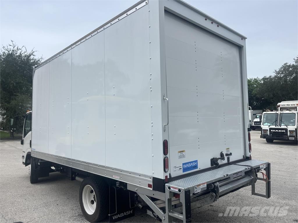 Isuzu NPR-1F304 Chassis met cabine