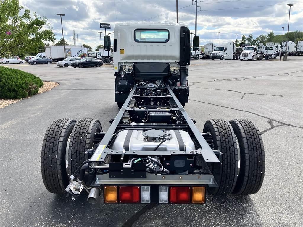 Isuzu NRR Chassis met cabine