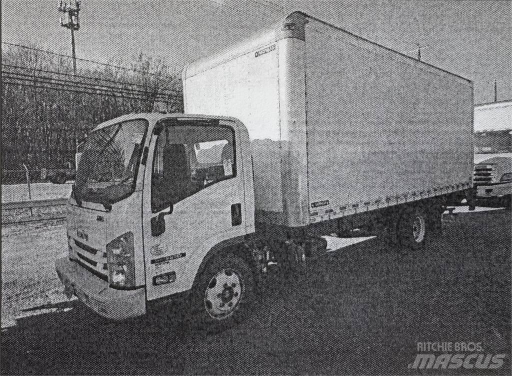 Isuzu NRR Bakwagens met gesloten opbouw
