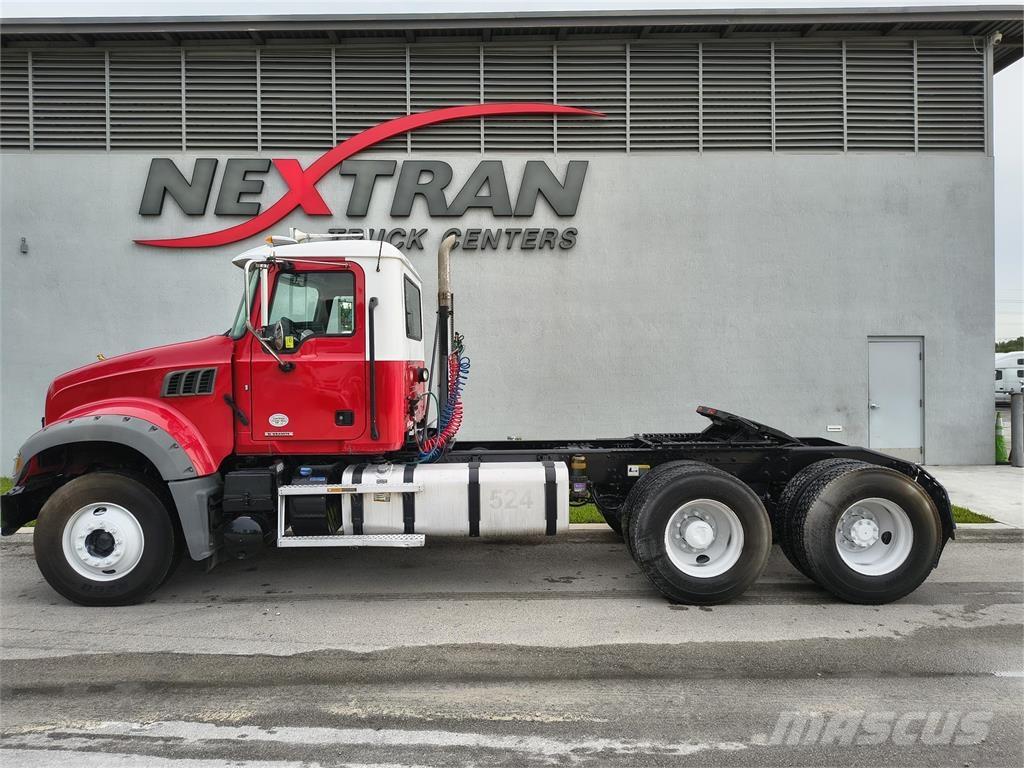 Mack GR64FT Tractor Units