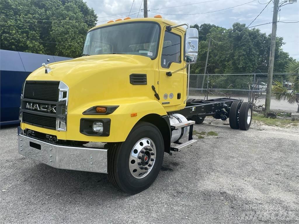 Mack MD7 42R Bosbouw - Overige