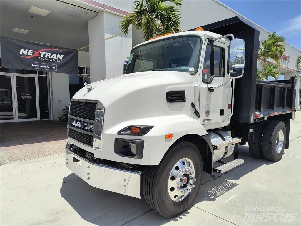 Mack MD7 42R Chassis met cabine
