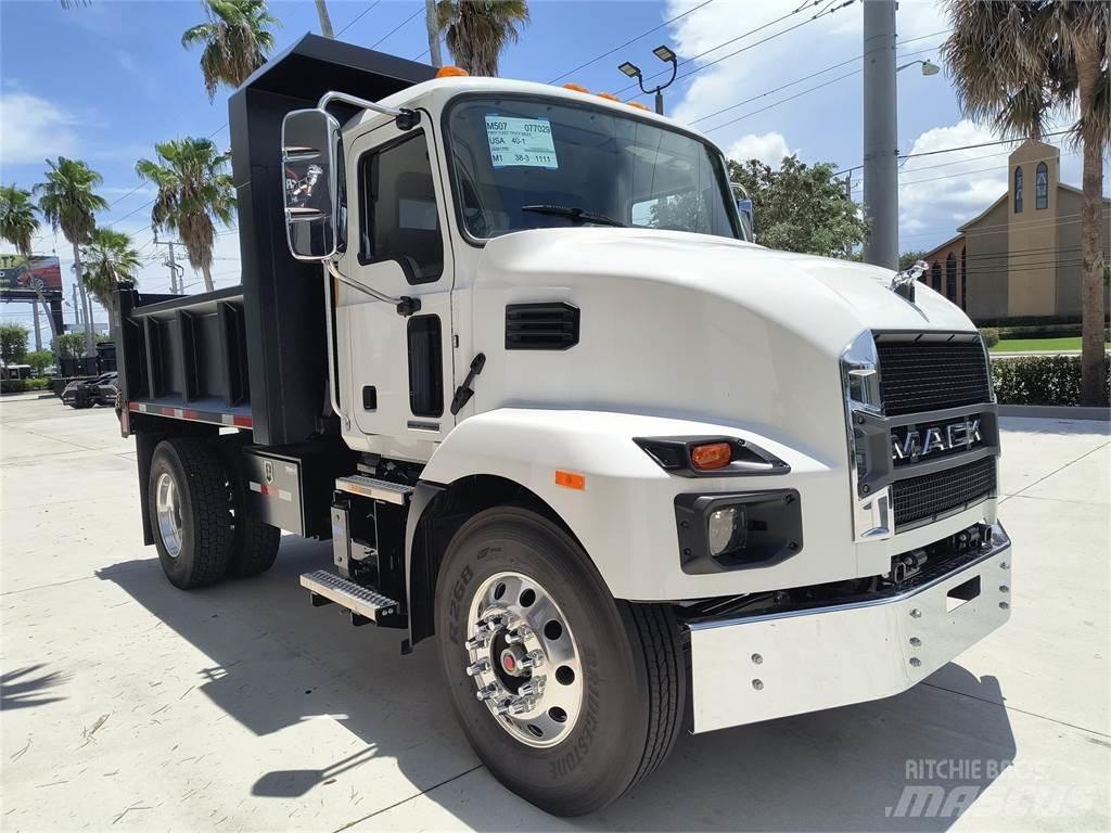 Mack MD7 42R Chassis met cabine