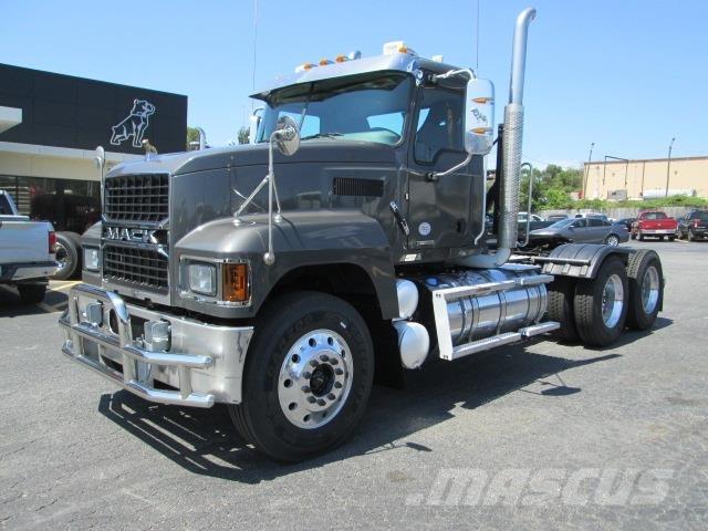Mack PI64T Trekkers