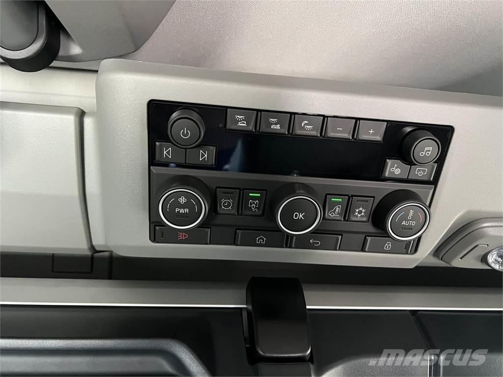 Volvo NEW VNL860 Trekkers