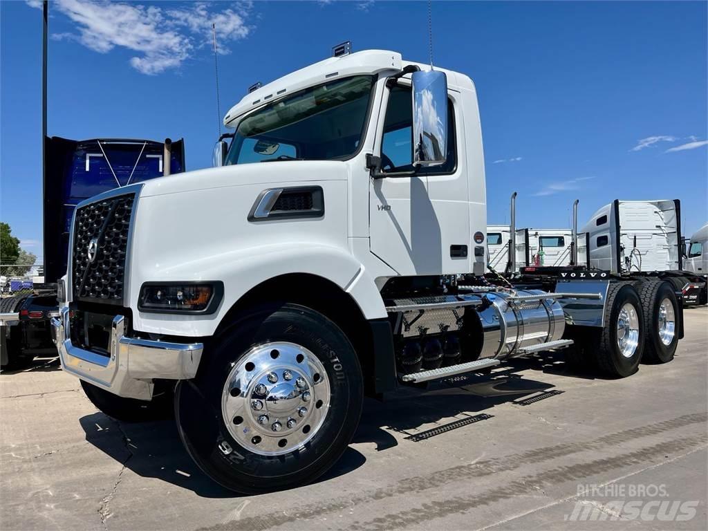 Volvo VHD64FT300 Trekkers