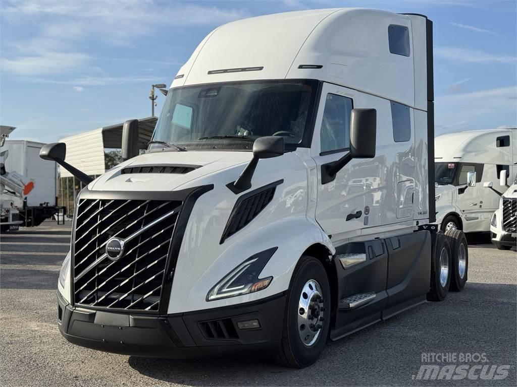 Volvo VNL64T300 Trekkers