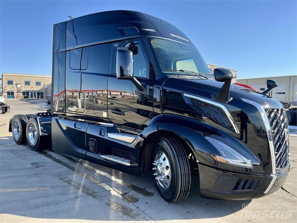 Volvo VNL64T640 Trekkers