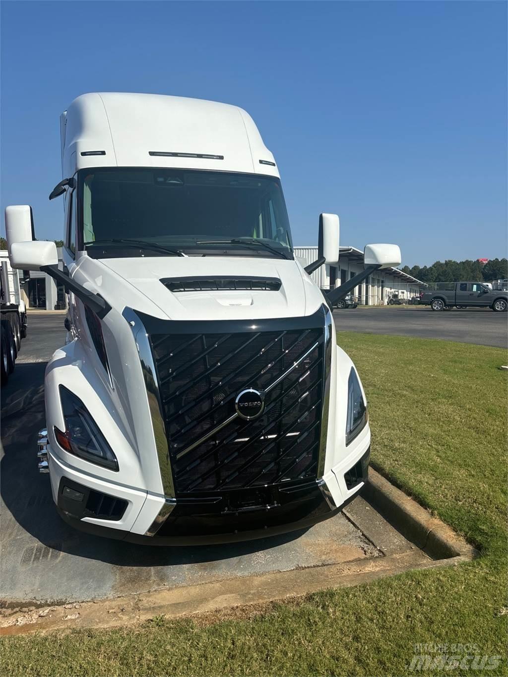 Volvo VNL64T860 Trekkers