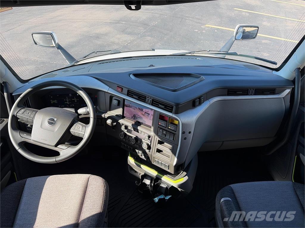 Volvo VNL64T860 Trekkers