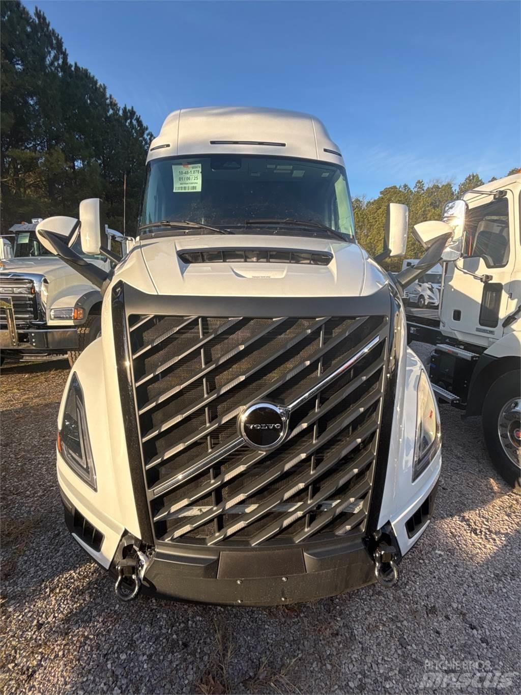 Volvo VNL64T860 Trekkers