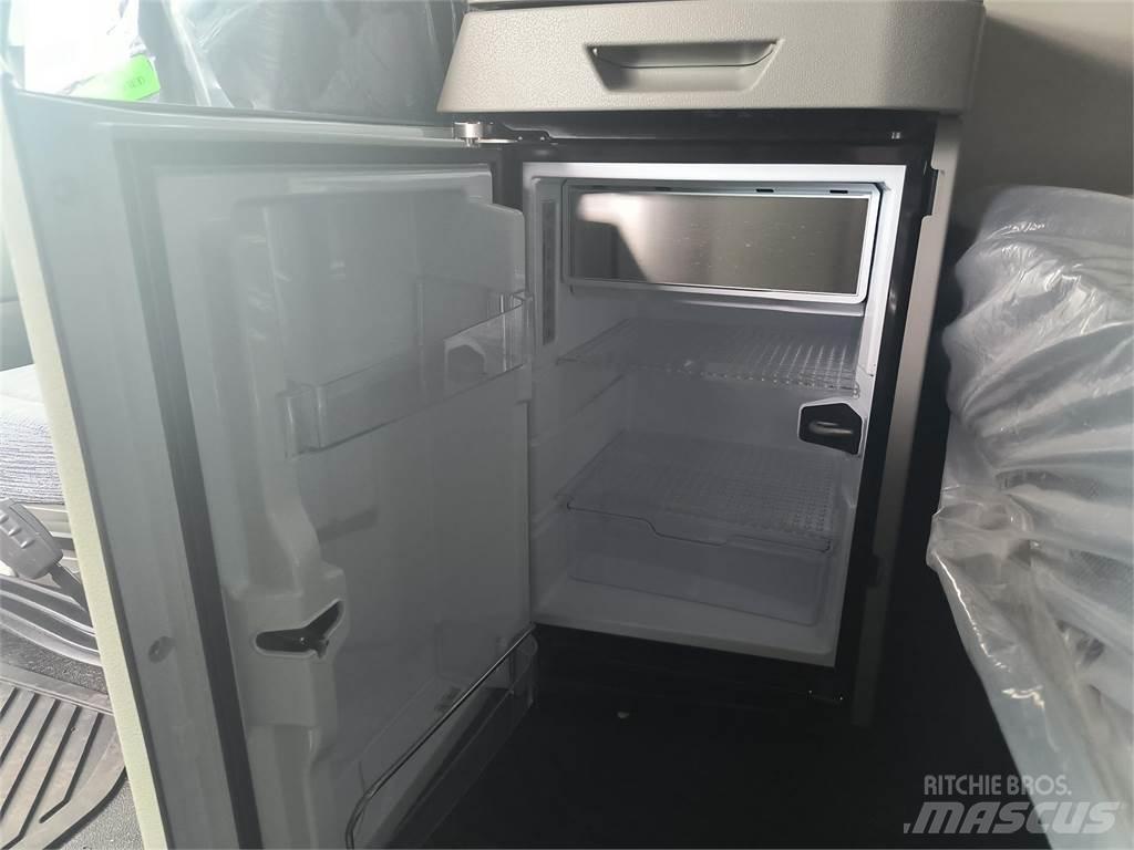 Volvo VNL64T860 Trekkers