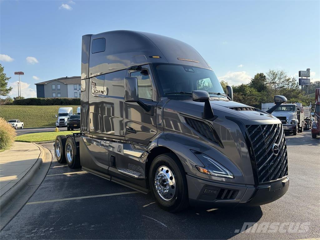 Volvo VNL64T860 Trekkers