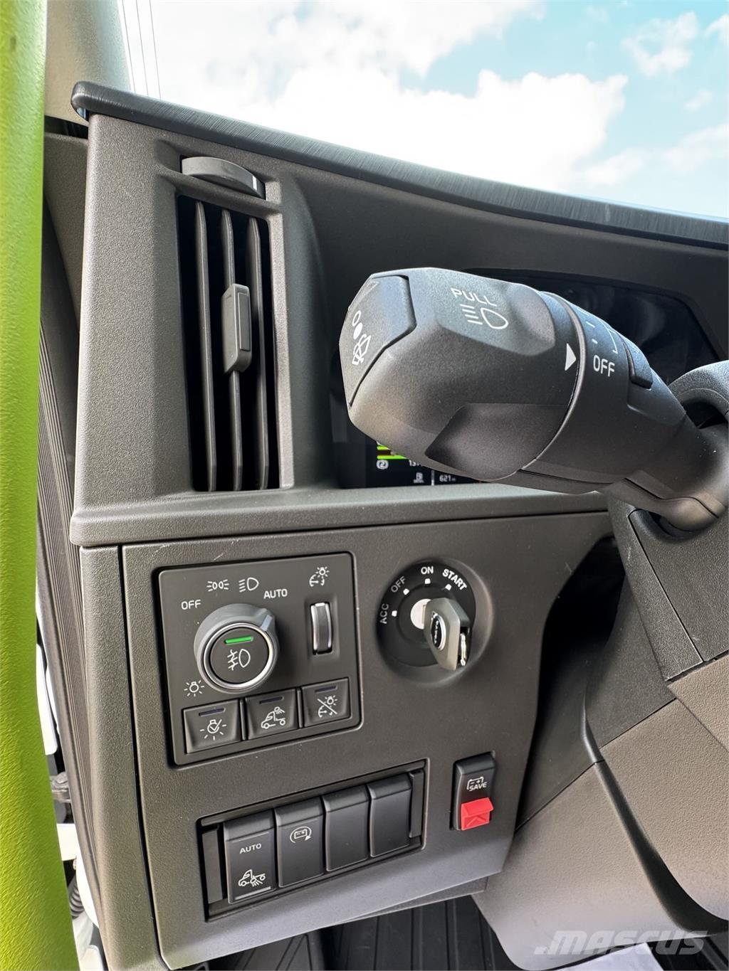 Volvo VNL64T860 Trekkers