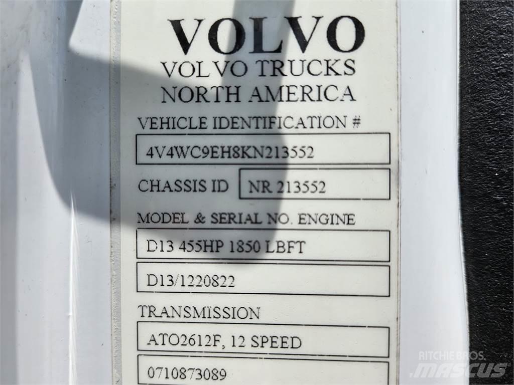 Volvo VNR64T300 Trekkers