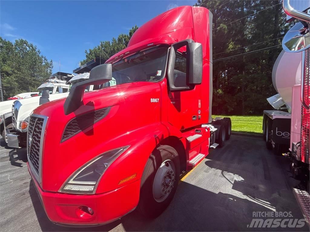 Volvo VNR64T300 Trekkers