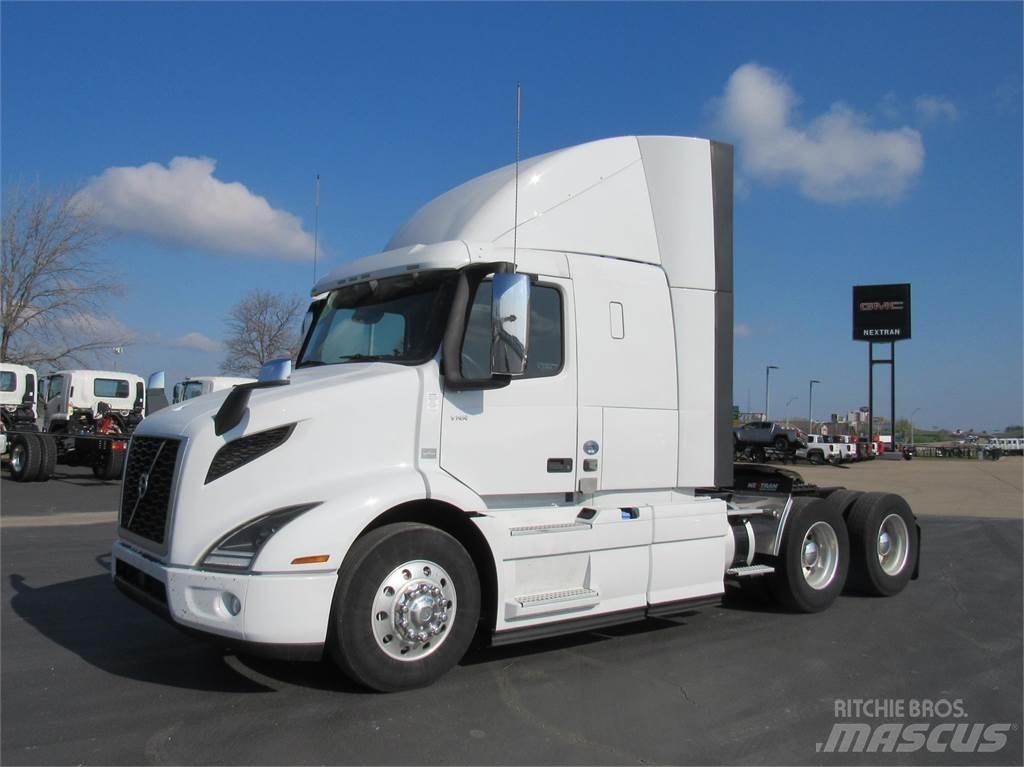 Volvo VNR64T400 Trekkers