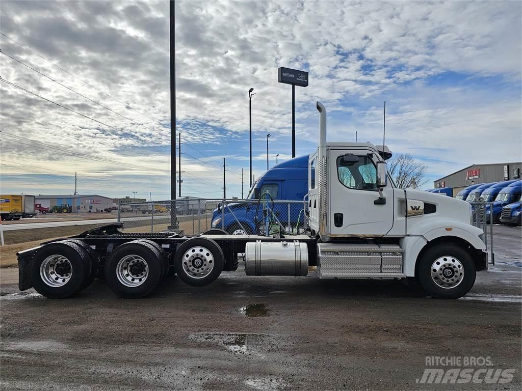 Western Star 49X Chassis met cabine