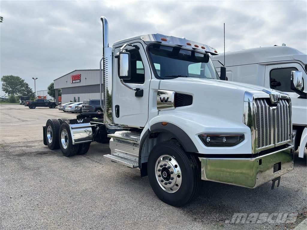 Western Star 49X Trekkers