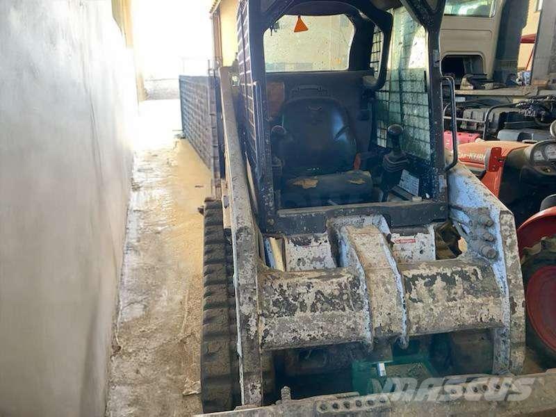Bobcat T140 Miniladers