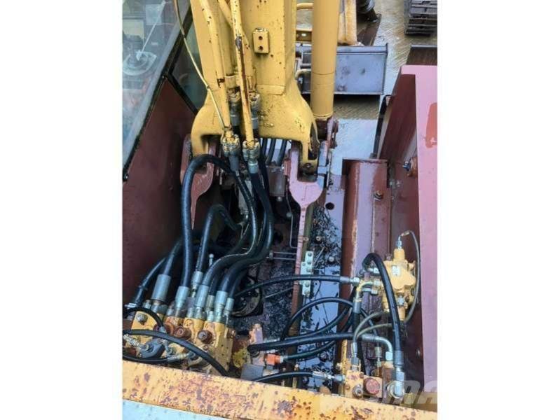 CASE 888CK Rupsgraafmachines