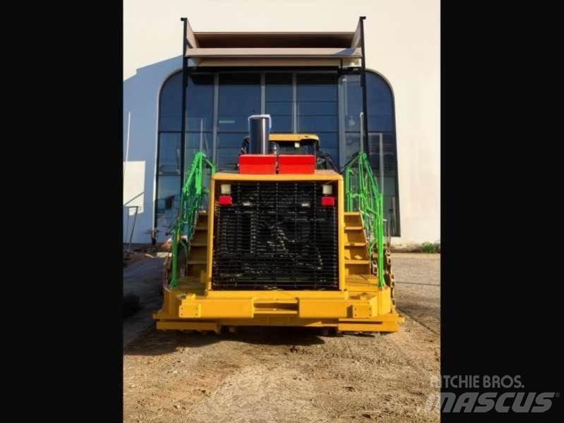 CAT 825H Afvalpersen