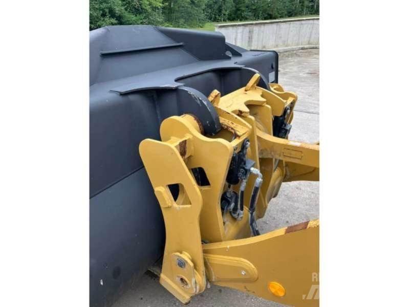 CAT 938M Wielladers