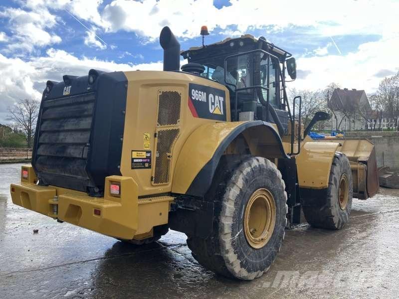 CAT 966M Wielladers