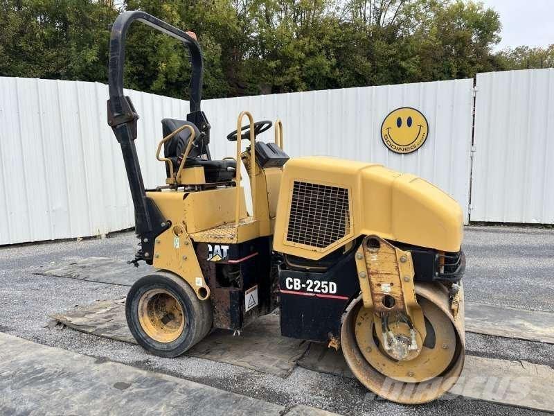 CAT CB225D Grondverdichtingsmachines