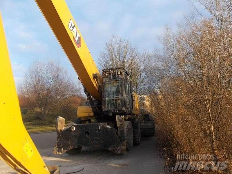 CAT MH3040 Waste / industry handlers