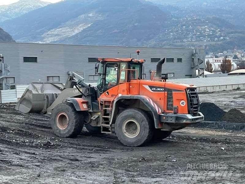 Doosan DL300 Wielladers