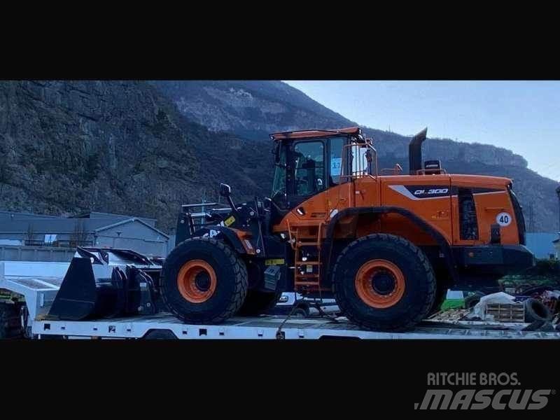 Doosan DL300 Wielladers