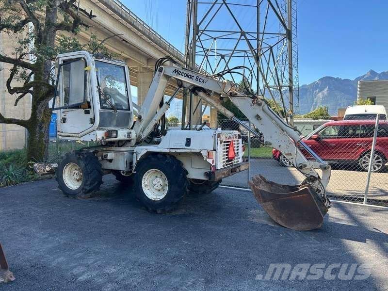 Mecalac 8CXI Wielgraafmachines
