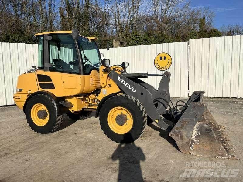 Volvo L28F Miniladers